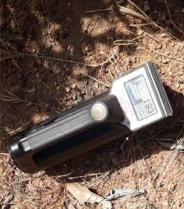 Figura 3a – Equipamento RS 230 utilizado na campanha de gamaespectrometria terrestre